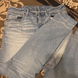 American Eagle Outfitters Light Blue Skinny Jeans